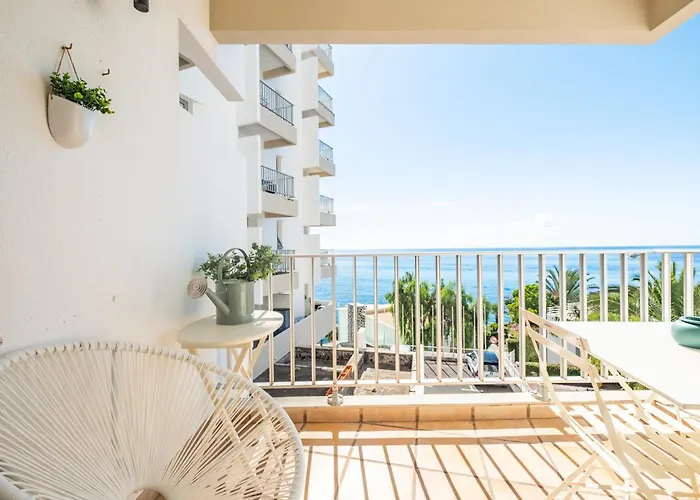 Appartement Mar - By Wehost *